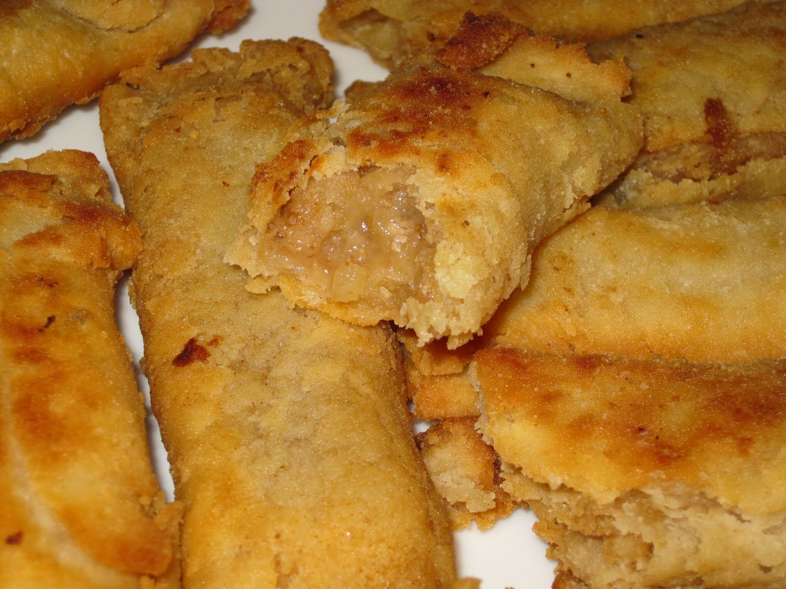 Casadielles asturianas: prepárate con la receta de la abuela para el carnaval 1 Moncloa UN RECORRIDO POR LA HISTORIA DE LAS CASADIELLE