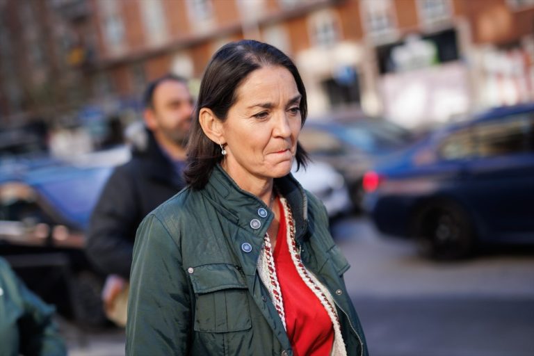 Admitida la denuncia de Ayuso contra Reyes Maroto por sus palabras sobre las residencias