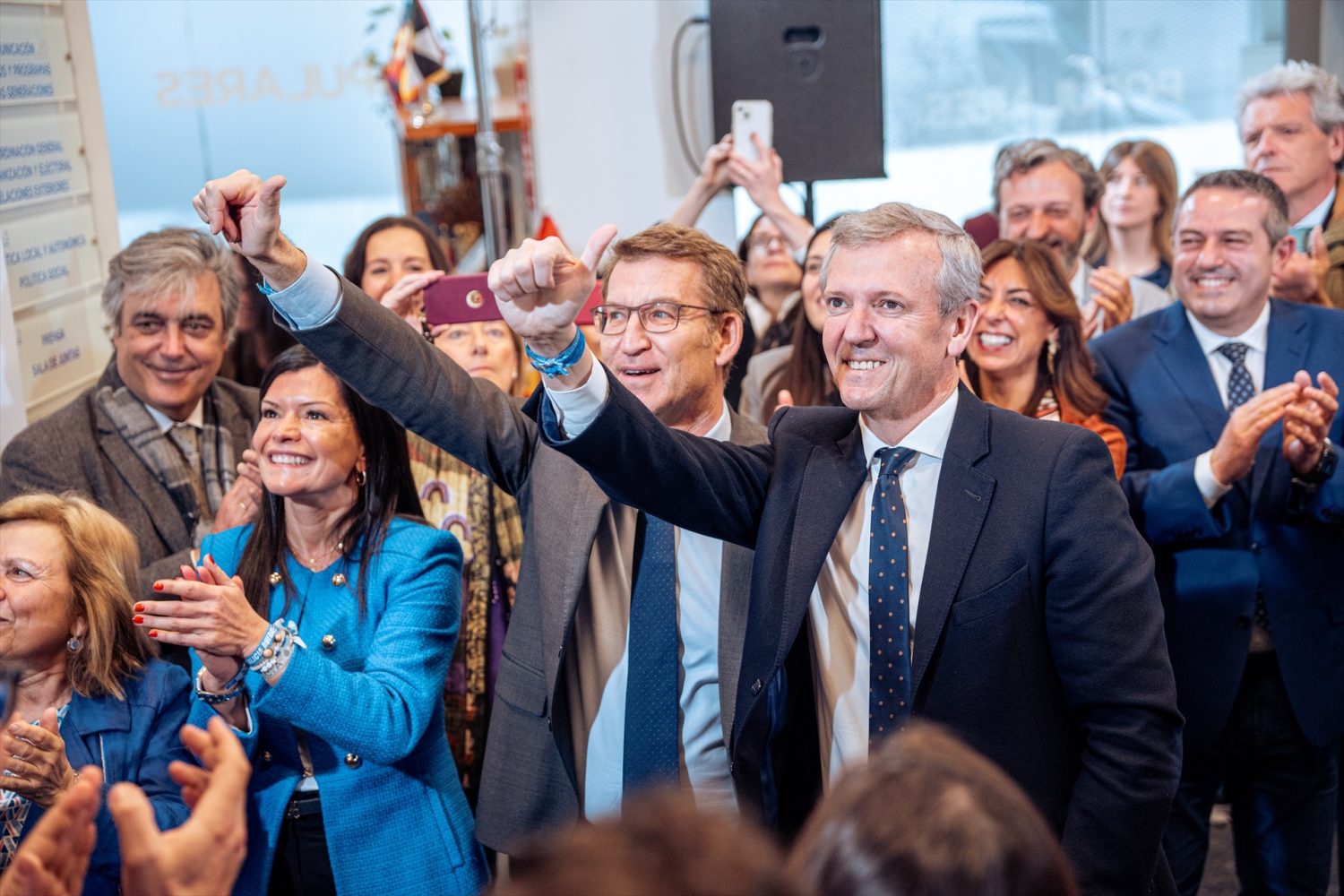 EuropaPress_5770130_aplausos_presidente_pp_alberto_nunez_feijoo_2i_presidente_xunta_funciones Feijóo consolida su liderazgo y aupa a Rueda como barón al mismo nivel de Ayuso