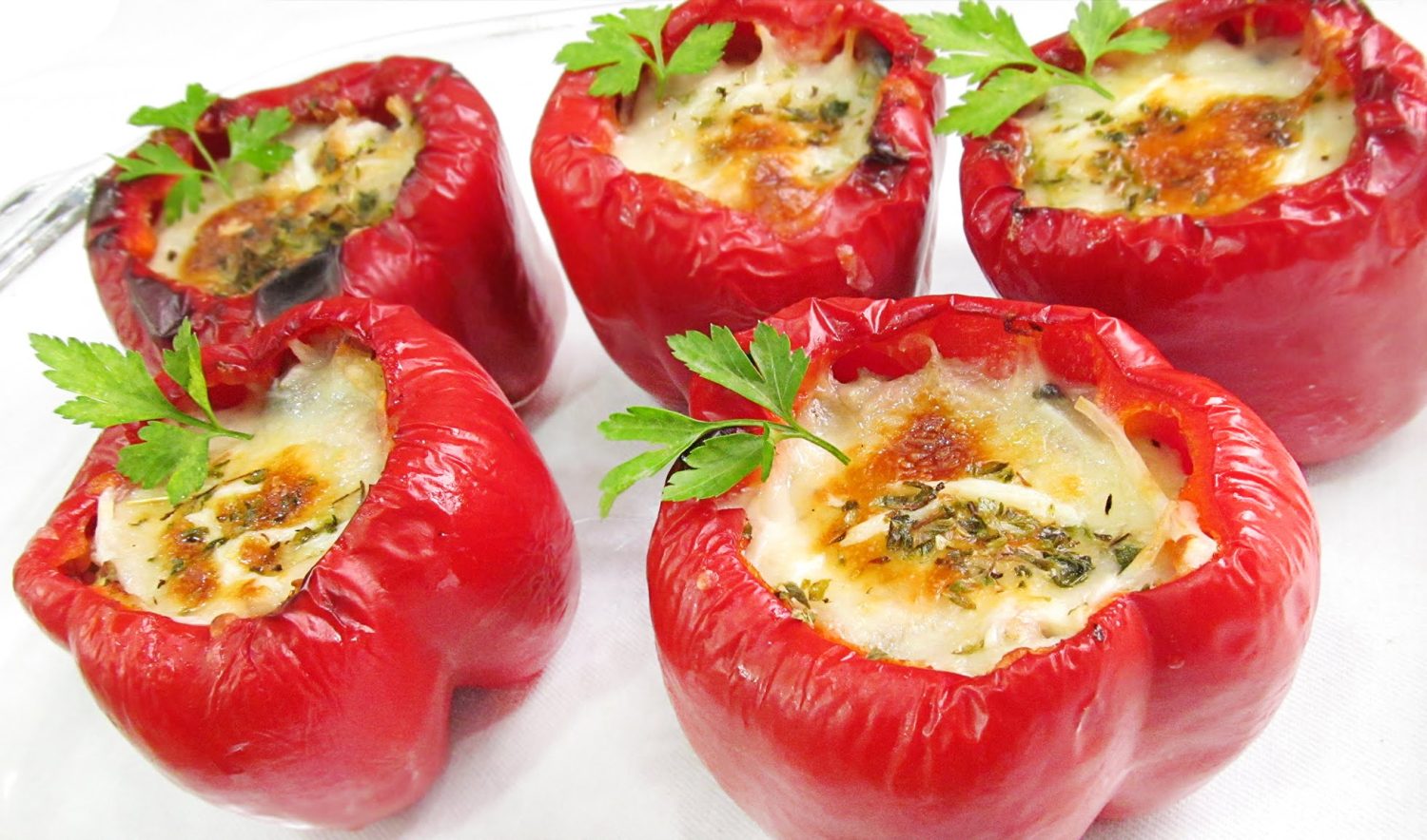 Deléitate con pimientos rellenos: Recetas rápidas, fáciles y saludables irresistibles 2 Moncloa VERSATILIDAD PARA TODOS LOS GUSTOS