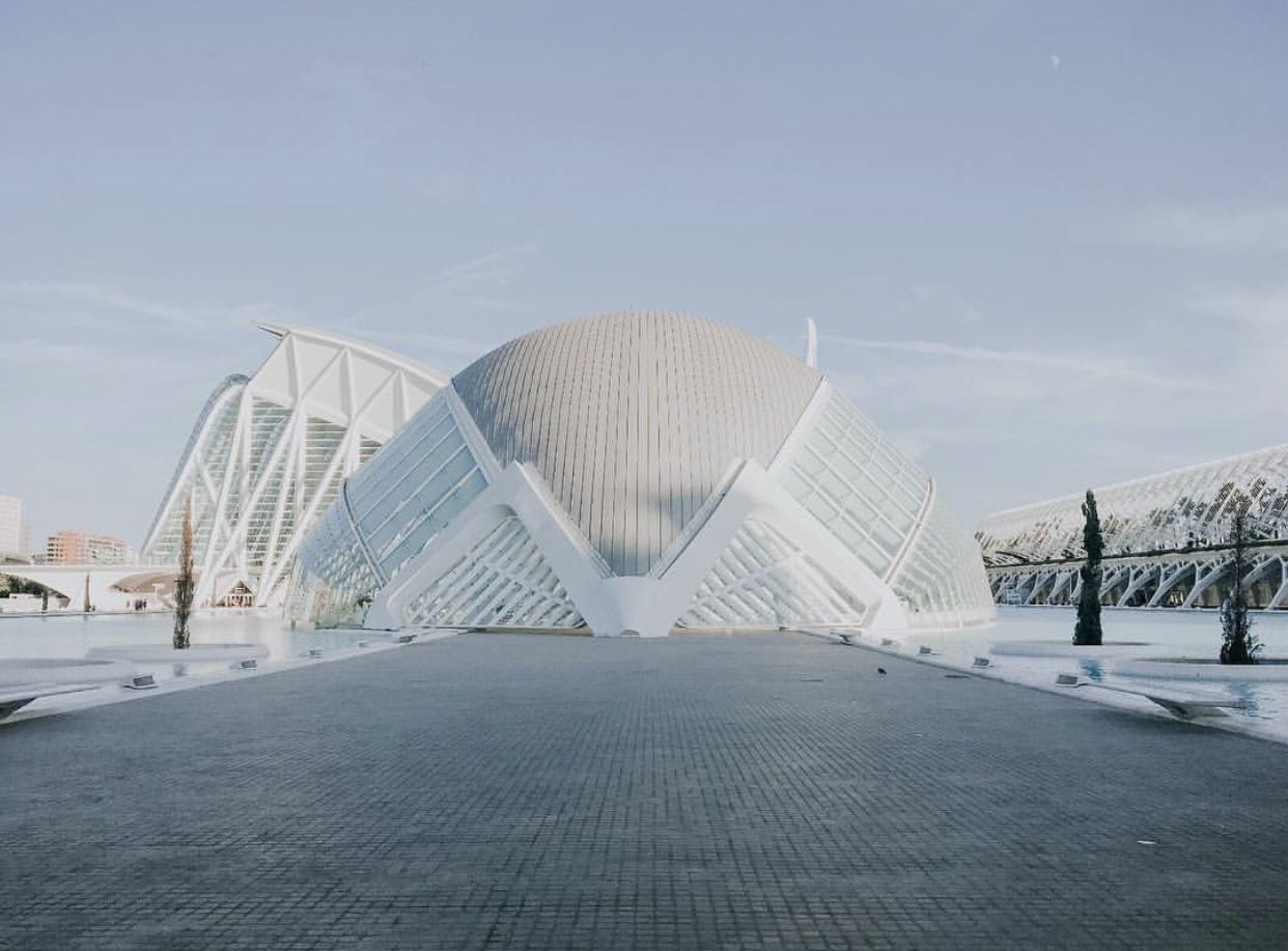 Ciudad de las Artes y las Ciencias, Valencia: Tras las huellas de Calatrava 4 Moncloa INTEGRACIÓN URBANA Y MEDIOAMBIENTAL