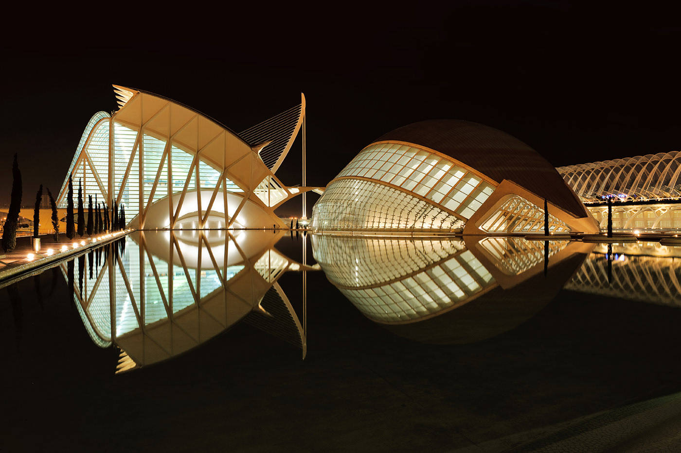 Ciudad de las Artes y las Ciencias, Valencia: Tras las huellas de Calatrava 3 Moncloa ARQUITECTURA E INNOVACIÓN