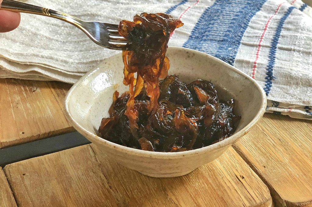 Domina el arte de la cebolla caramelizada con esta receta fácil y deliciosa 3 Moncloa LA CIENCIA DETRÁS DEL SABOR: EL PROCESO DE CARAMELIZACIÓN