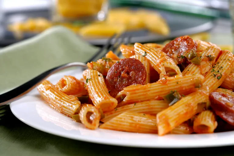 Macarrones con chorizo: Una receta para enamorar en San Valentin, en simples pasos Macarrones con chorizo: Una receta para enamorar en San Valentin, en simples pasos