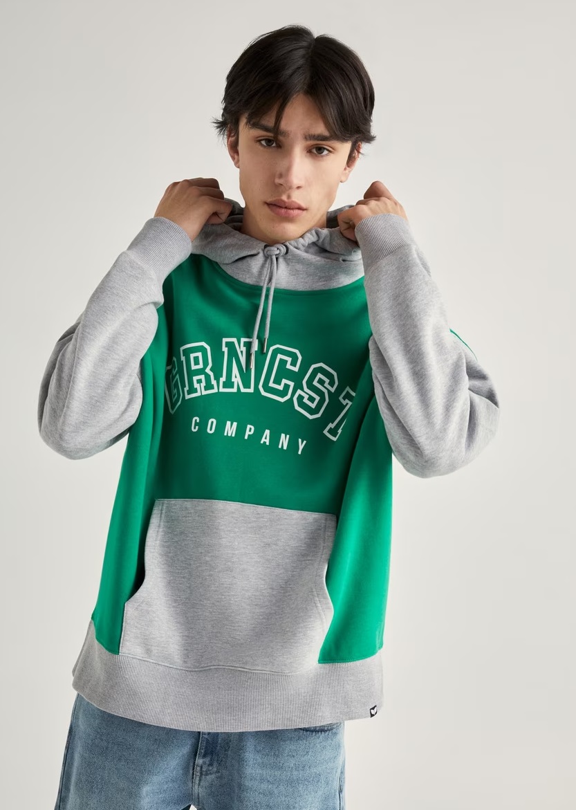 Prendas estampadas de El Corte Inglés para destacar esta temporada 5 Moncloa sudadera capucha