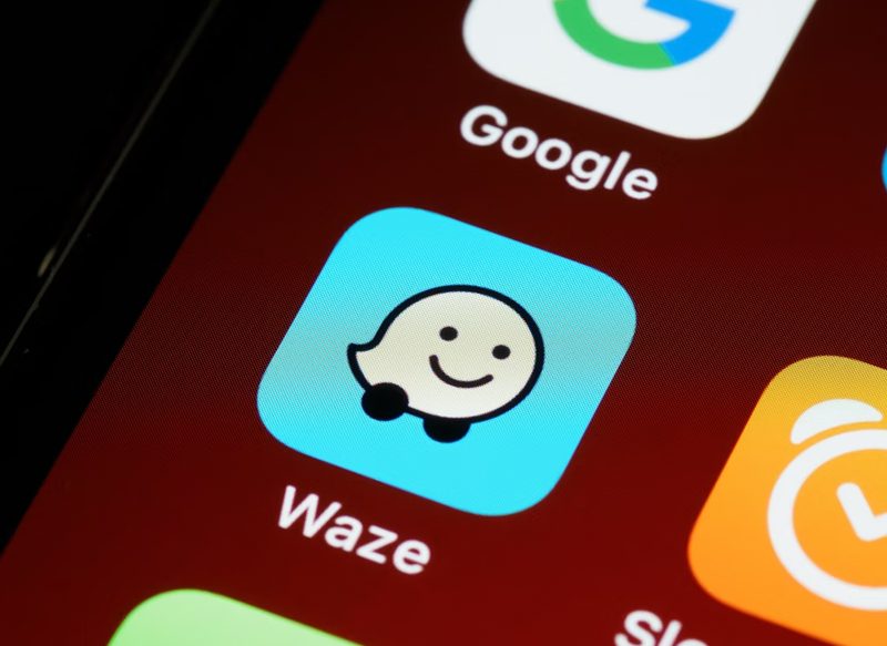 WAZE PROPORCIONA MÁS DATOS DURANTE EL VIAJE