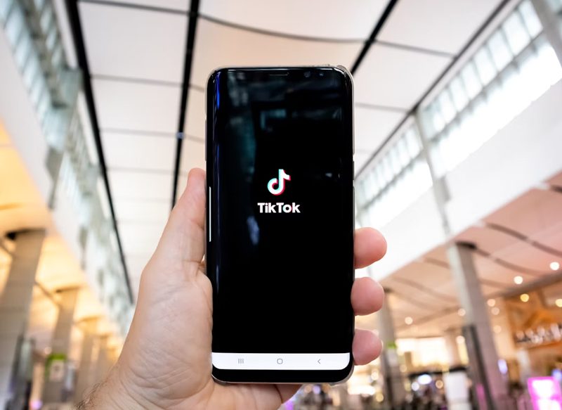 LOS ESTAFADORES SE APROVECHAN DE LA POPULARIDAD DE TIKTOK