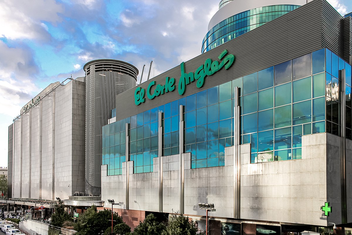 La ‘joya’ de terciopelo negro: ¡70% de descuento en El Corte Inglés, imperdible ganga!