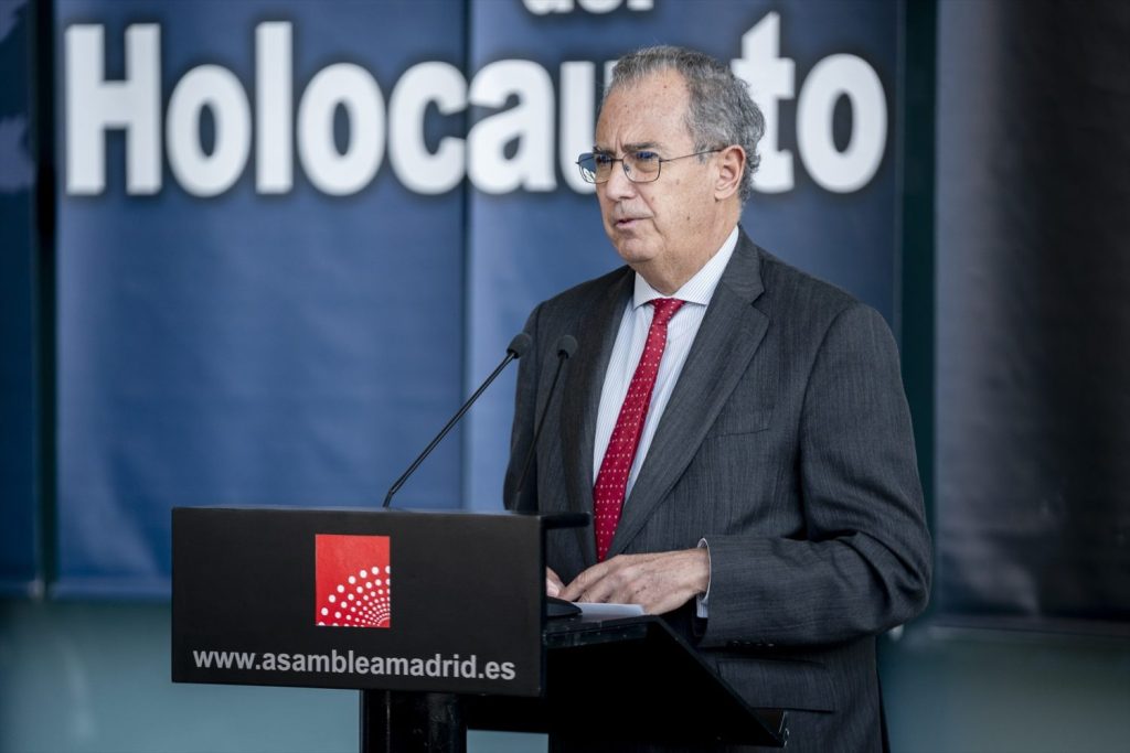 Enrique Ossorio da portazo a Juan Lobato y evita verse en privado con él | Foto: Europa Press