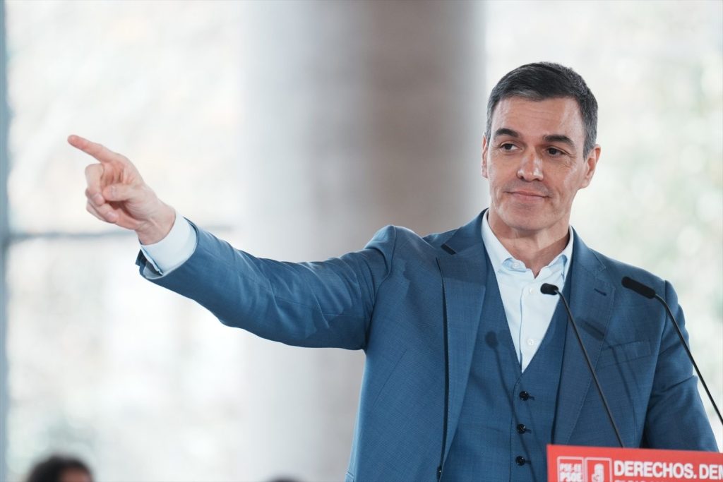 Sánchez reta a Feijóo a exigir la dimisión de Ayuso por el caso de presunto fraude fiscal que afecta a su pareja