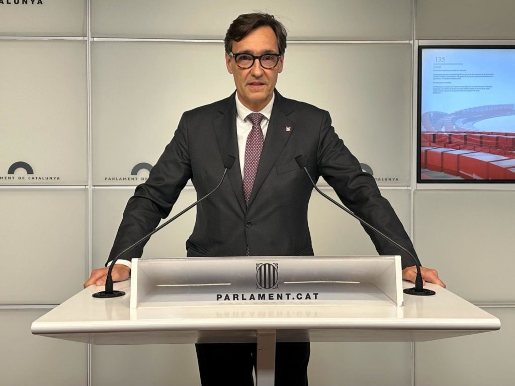 El CIS de Tezanos da como ganador al PSC de Illa 1 Moncloa EuropaPress 5823597 primer secretario psc salvador illa rueda prensa parlament Moncloa