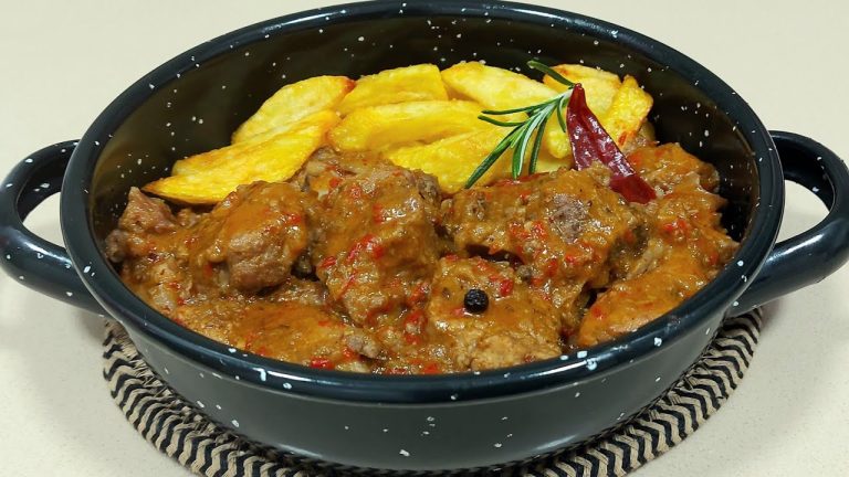 Caldereta de cerdo ibérico: El guiso extremeño más exquisito