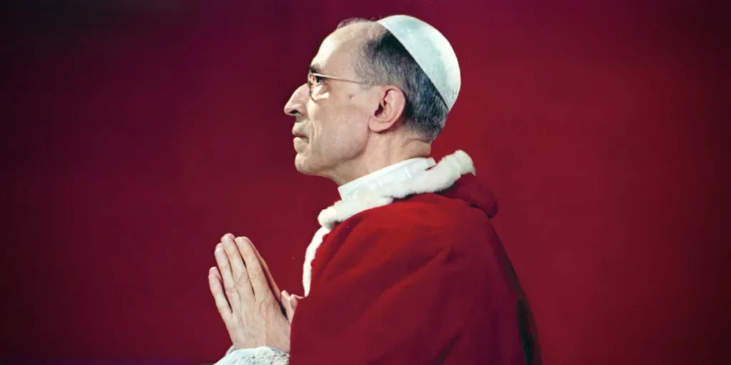 La coronación de Pío XII y su legado duradero en la Iglesia católica 1 Moncloa web3 pio pius xii popo praying wikipedia pd Moncloa