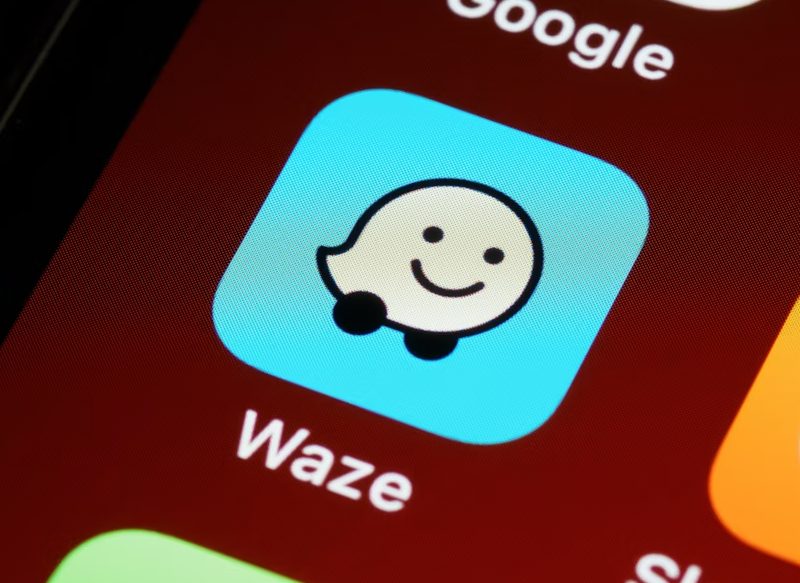 CÓMO NAVEGAR CON WAZE USANDO TU PROPIA VOZ