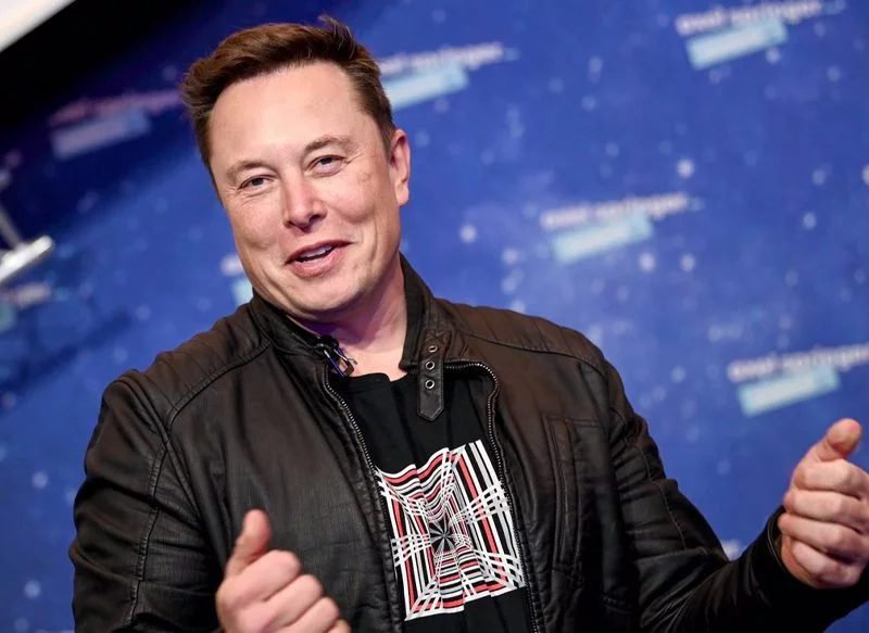 ELON MUSK SIGUE DE CERCA LA EVOLUCIÓN DE LA IA