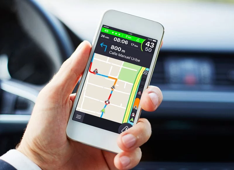 ESPECIALIZACIÓN DE WAZE Y COYOTE