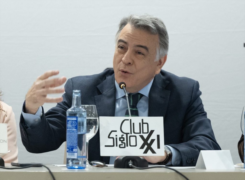 Ayuso hará campaña en el País Vasco para aupar a Javier de Andrés. | Foto: Europa Press