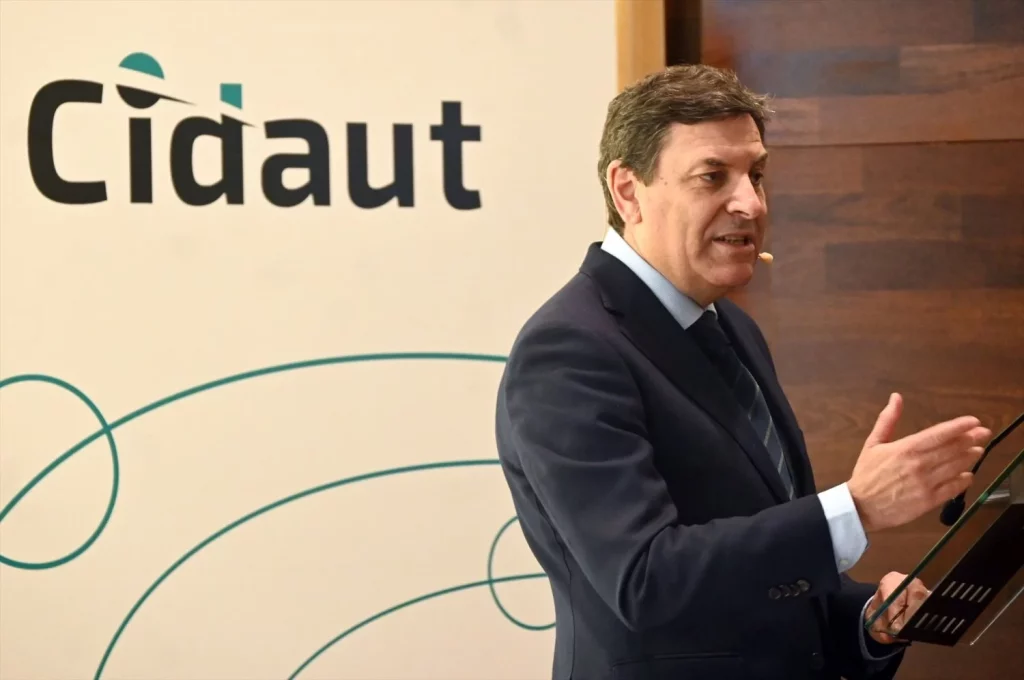 Mañueco, orgulloso de sus presupuestos centrados en el sector agrícola y ganadero | Foto: JCYL