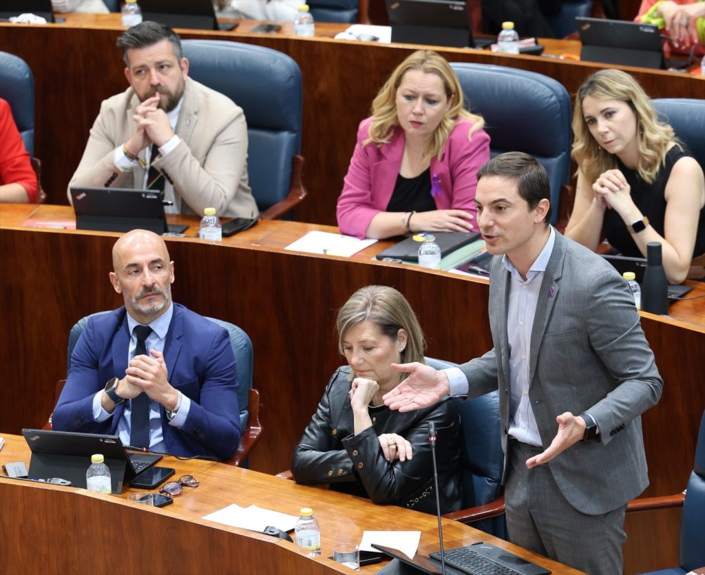 El último plan de Lobato para hacer oposición a Ayuso | Foto: Europa Press