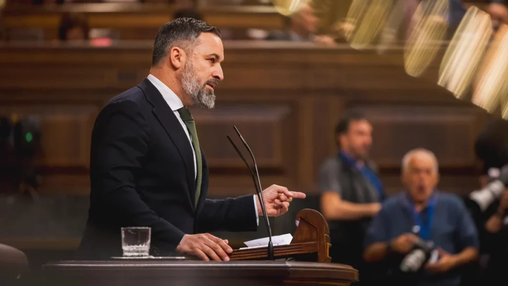 Las víctimas de Franco exigen una Oficina de Atención a Sánchez 2 Moncloa Según Abascal, Sánchez y su Gobierno pisotean la memoria de las víctimas de la guerra civil, tanto del bando republicano como del nacional.