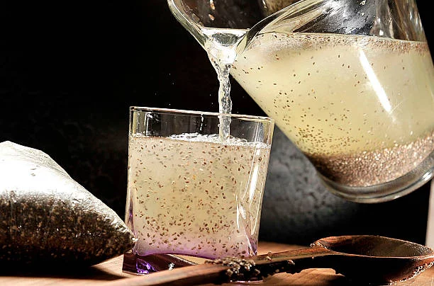 Agua de chía: beneficios para la salud y como prepararla 2 Moncloa Qué beneficios tiene para la salud