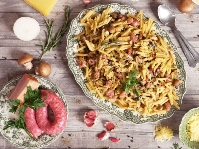 La pasta con salsa de calabacín y butifarra: Una receta que amarás en cada bocado