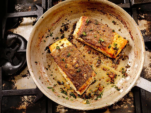 Robalo vs. Lubina: cuál es la elección perfecta y el truco para cocinarlos en menos tiempo 2 Moncloa Cuál pescado es la elección perfecta