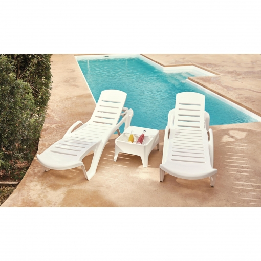 tumbona jardin blanca