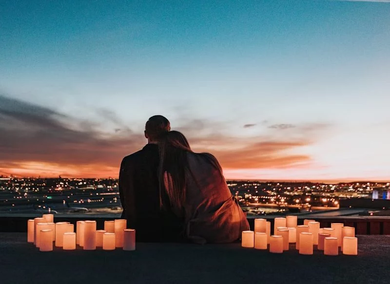 LAS ESTAFAS ROMÁNTICAS SIGUEN COBRÁNDOSE VÍCTIMAS