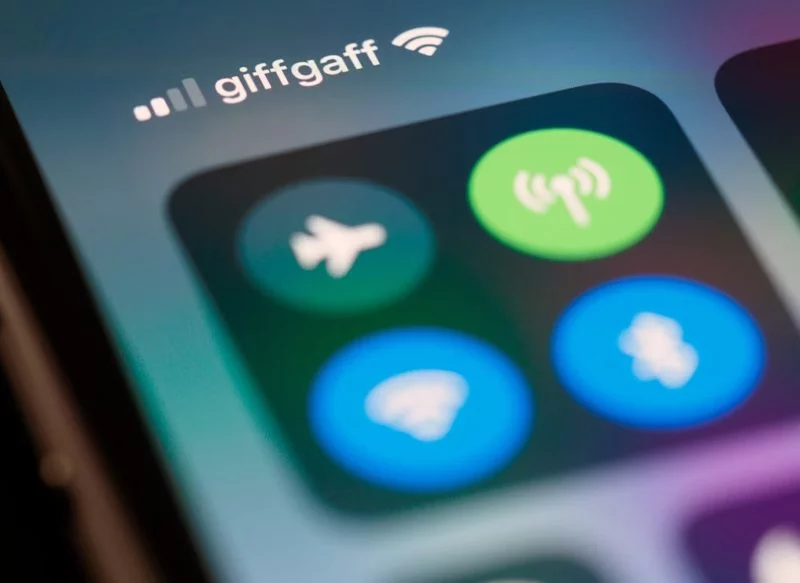 'BLUESNARFING' UN PELIGROSO FRAUDE QUE ROBA TUS DATOS