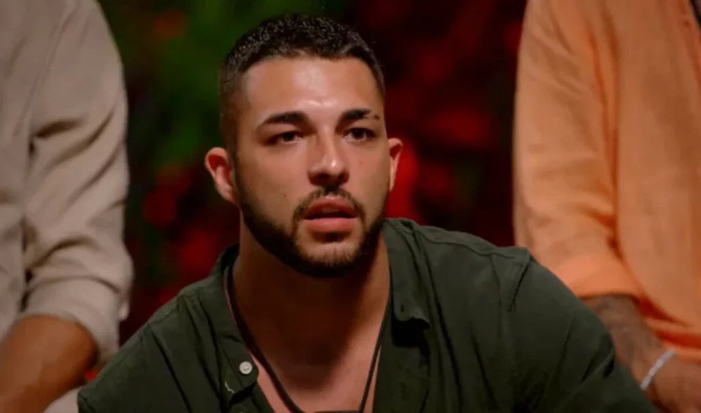 Álex Arrinconado en la Isla de las Tentaciones, confiesa En Vivo su Infidelidad a Gabriela: "Yo Confiaba en Ti" 1 Moncloa Isla de las Tentaciones