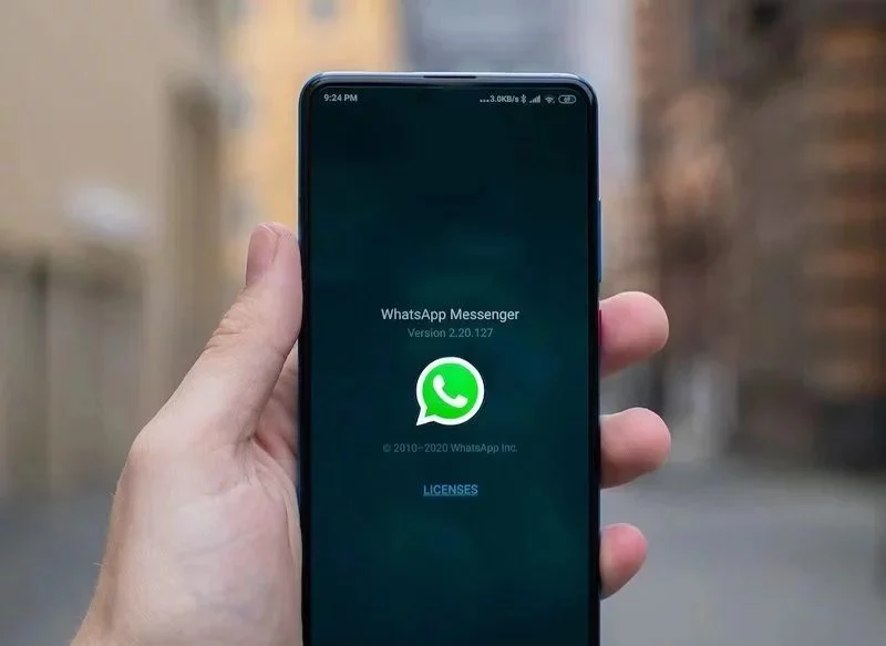 RESTRICCIÓN DE CUENTAS EN WHATSAPP
