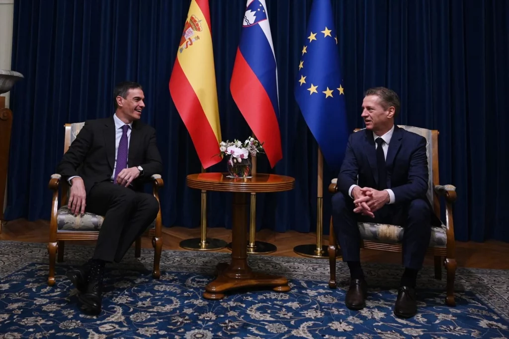 EuropaPress 5893447 presidente gobierno pedro sanchez primer ministro eslovenia robert golob Moncloa