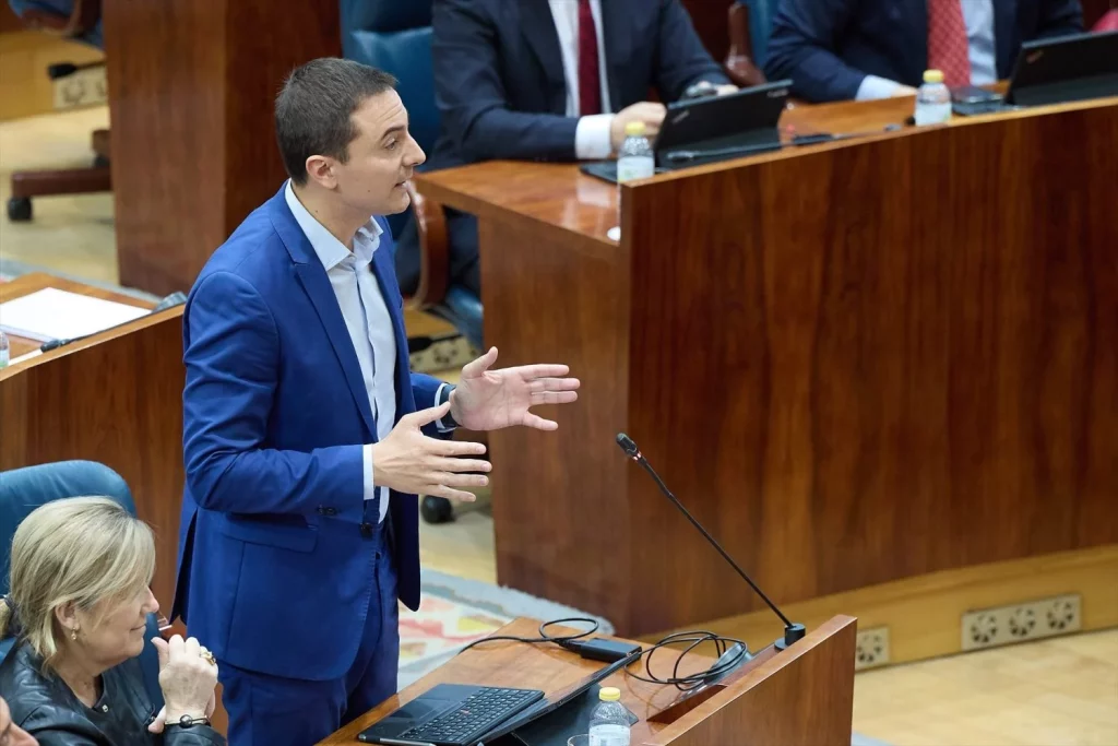 Lobato pide el cese de José Manuel Zafra por un error del corrector | Foto: Europa Press