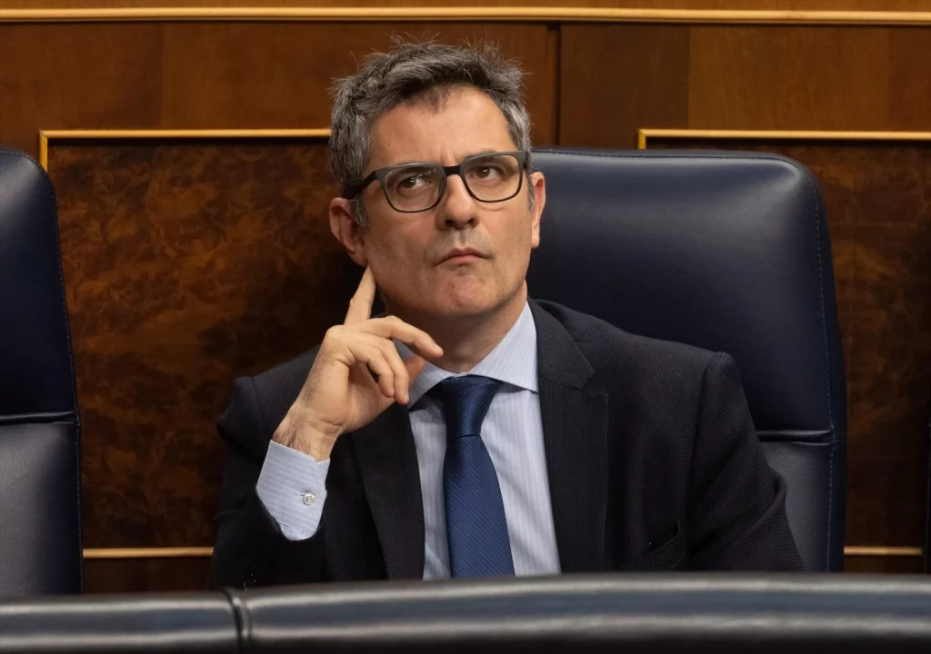 EuropaPress 5977793 ministro presidencia relaciones cortes justicia felix bolanos sesion Moncloa