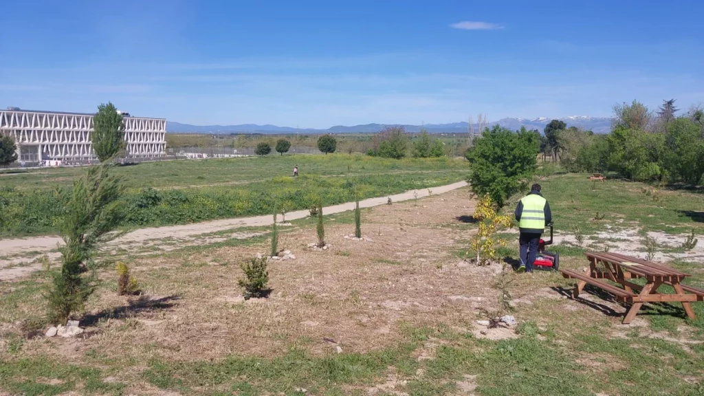 Los vecinos Montecarmelo exigen a Almeida cumplir con su palabra 3 Moncloa Georradar en la parcela de la central para basura y camiones COPY Asociacion Vecinal de Montecarmelo 2 Moncloa