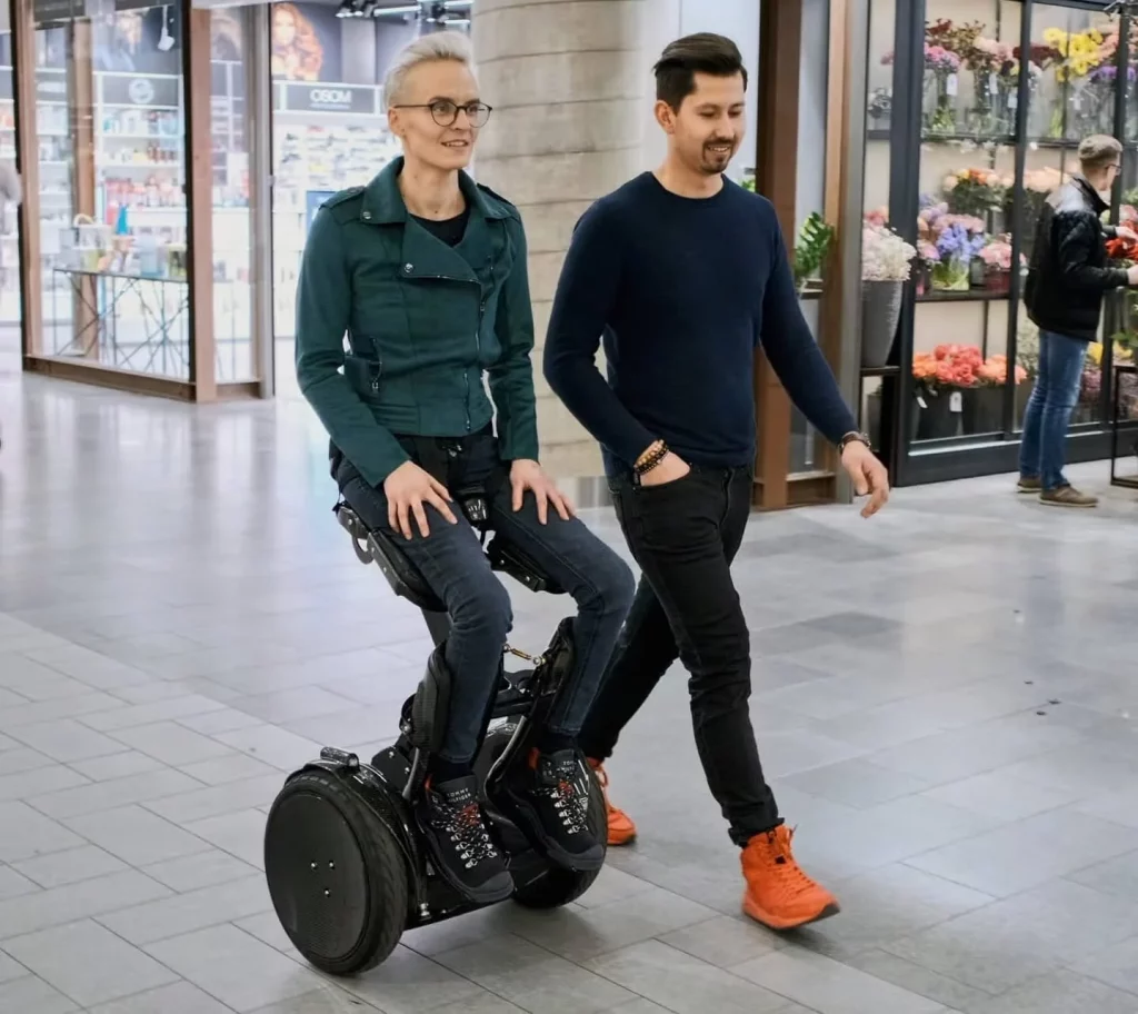 Esta es la silla de ruedas del futuro: Deportes, natación y mucho más 1 Moncloa La silla de ruedas del futuro ya es una realidad: los detalles