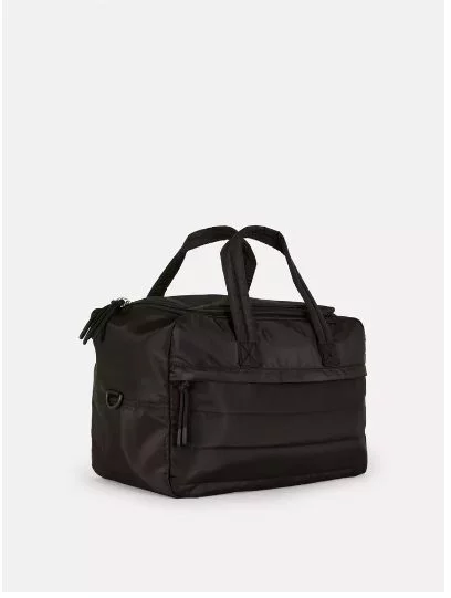 Primark, tiene el bolso de viaje de cabina acolchado a solo 14€: viajar nunca había sido tan cómodo 3 Moncloa bolso primar2 Moncloa