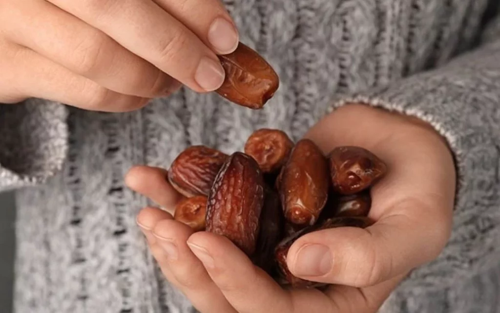 Cómo los dátiles pueden igualar al chuletón en hierro y combatir el colesterol naturalmente 1 Moncloa Los dátiles pueden combatir la anemia y el colesterol alto