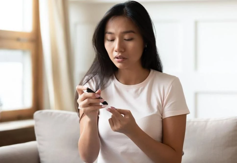 Señales de alarma que podrían indicar problemas de azúcar 2 Moncloa ¿Sospechas problemas de azúcar en tu cuerpo? Esto es lo que debes hacer