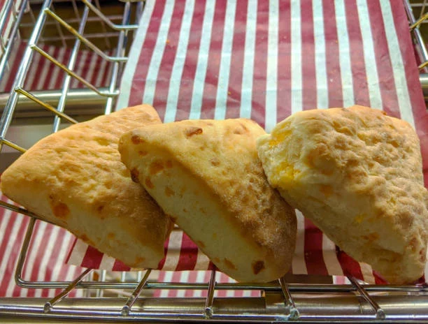 Cómo hacer unos scones de queso que harán las delicias de todos 1 Moncloa Receta de los scones de queso
