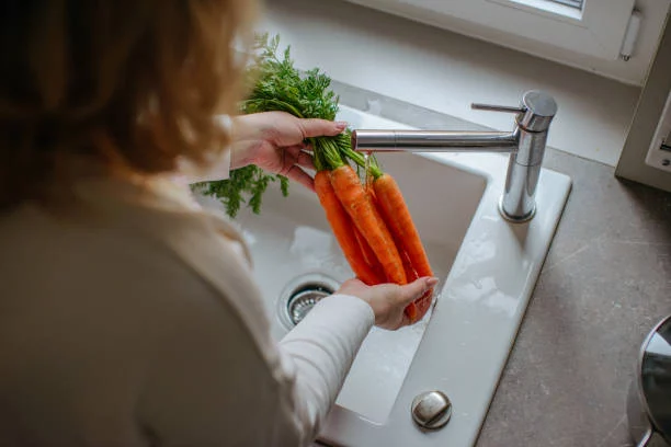 Combate el envejecimiento: descubre los 5 alimentos con mayor poder antioxidante 1 Moncloa Zanahoria para combatir el envejecimiento