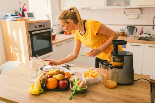 3 secretos de los jugos Cold Press: ¿Qué beneficios tiene para tu salud? 1 Moncloa Jugos Cold Press con más nutrientes