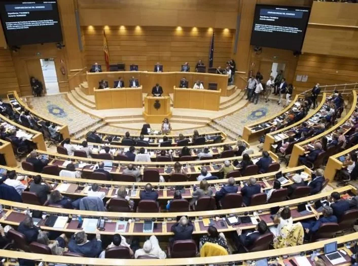 El Senado vetó la amnistía en comisión: ¿Cómo continuará el proceso? 1 Moncloa El veto del Senado a la amnistía