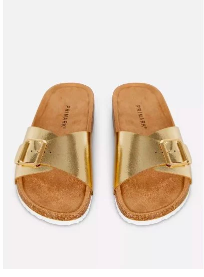Siéntete elegante y cómoda con las sandalias con tira y hebilla de Primark 1 Moncloa sandalias primark7 Moncloa