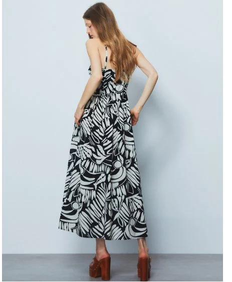 El vestido de tirantes de Sfera cómodo y elegante para el verano 3 Moncloa vestido sfera12 Moncloa