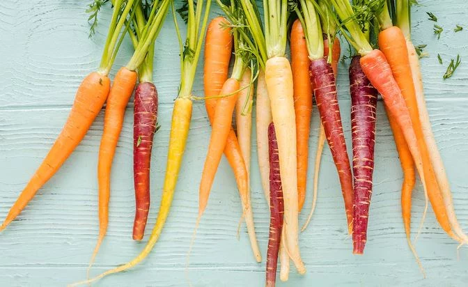 Así reacciona tu glucosa al consumir una sola zanahoria ¡El resultado es flipante! 1 Moncloa ¿Por qué la zanahoria cruda posee más glucosa?