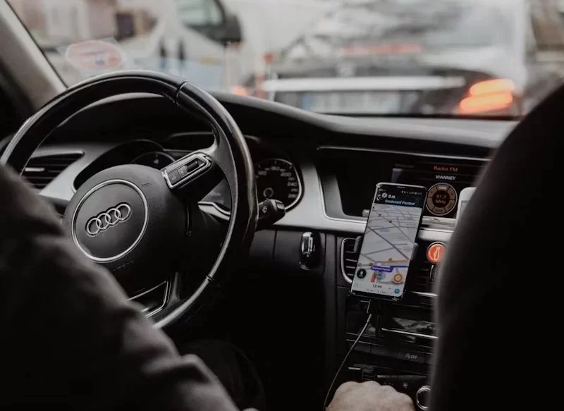 EL TRUCO DE WAZE PARA SALTARSE LA PROHIBICIÓN DE ANUNCIAR RADARES