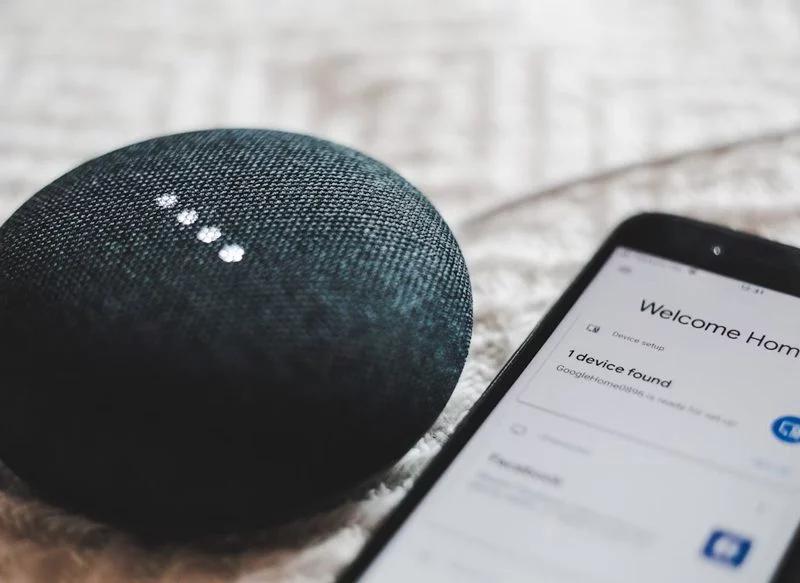 CIBERATAQUES A TRAVÉS DE LOS DISPOSITIVOS INTELIGENTES