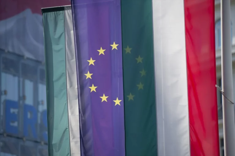 Hungría imita a Donald Trump para presidir la Unión Europea Hungría imita a Donald Trump para presidir la Unión Europea